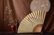 折扇：中国古典美的极致表现