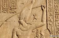 古埃及早期王朝时期：揭秘国王砂岩雕刻像的制作过程