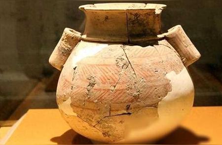 探索陶器的历史：原始社会的生活必需品