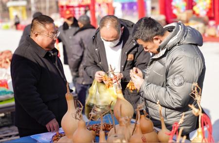 葫芦：千年吉祥寓意与中国文化