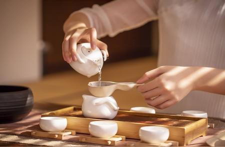 探索茶道文化：喝茶的礼仪与讲究