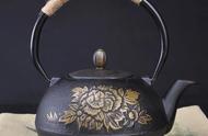 探秘茶壶画法：墨豪笔触下的艺术之美