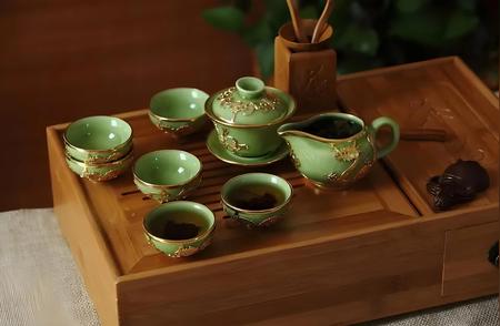 茶具选购指南：四大秘籍助你挑选优质茶具