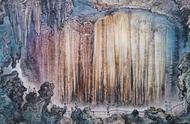 杨海剑笔下的溶洞山水画：自然奇观的艺术呈现