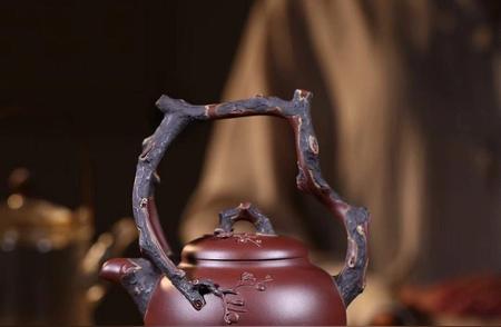 紫砂壶挑选指南：从泥料、器型到刻绘，一篇文章带你成为专家！