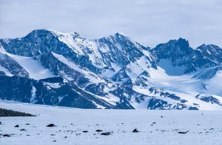 南极陨石：逐渐消逝的天外来客
