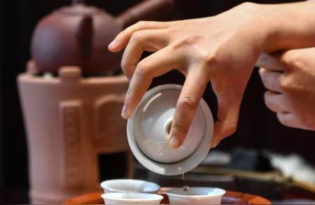 新华全媒丨潮州工夫茶艺：千年传承，和气生财