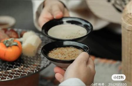 茶酒共煮，围炉共享