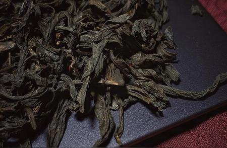 武夷岩茶深度解析：发现其独特韵味与灵魂