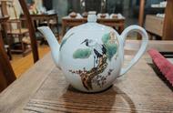 景德镇经典厂货茶壶：六七十年代的陶瓷艺术