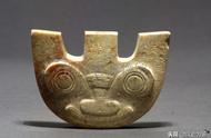 良渚文化遗宝：五千年历史的三叉形玉器
