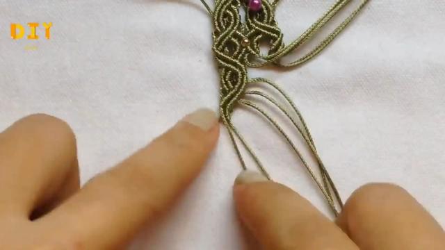 手工编织孔雀石手链，方法很简单，手把手教你学会（教程2）