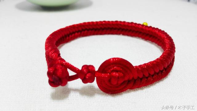 手工红绳编织，赵丽颖同款手链编法图解